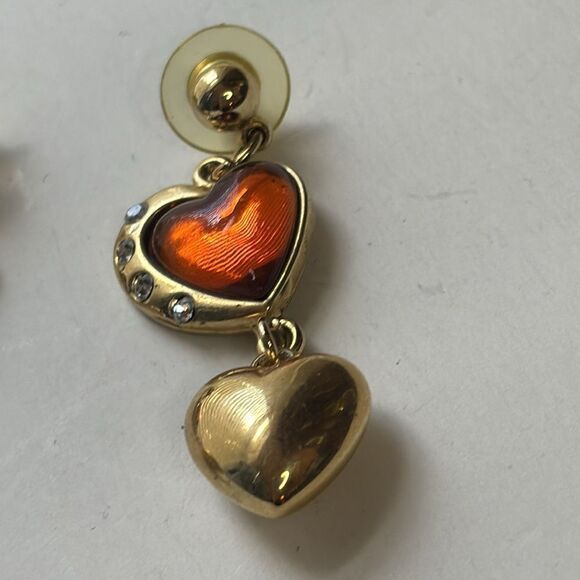 Gold tone fashion dangle statement earrings with orange resin hearts - Picture 2 of 4